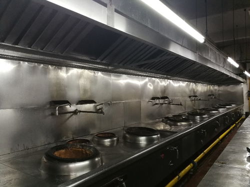 广州专业厨房清洗服务 油烟机、管道与净化器一体化保洁方案